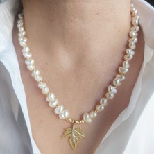 Devi Fashion Yaprak Uçlu Özel Tasarım Kalp Şekilli incili Kolye 45 cm