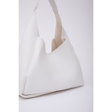 Refox Beyaz SHK19 Çıtçıt Kapatmalı Suni Deri Fermuarlı Makyaj Çantalı El ve Omuz Çantası E:33 U:15 G:10 cm