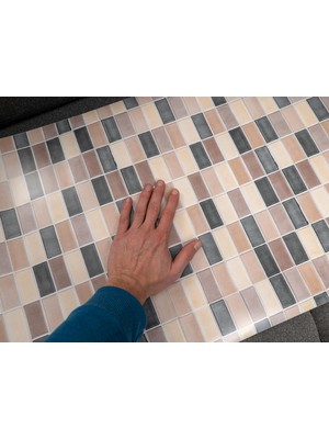 Ecce Desenli Kendiliginden Yapışkanlı Kaplama Folyosu 45 cm x 5 mt EFL081