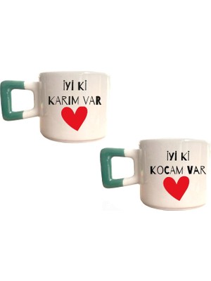 Mor Mürekkep Iyi Ki Kocam Var, Iyi Ki Karım Var Baskılı Yeşil Kare Kupa Set