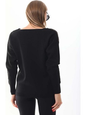 D'lavella Desenli, Sim Detaylı V Yaka Kazak