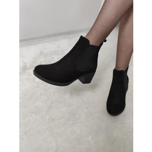 Çiğdem Kundura Boreals Gerçek Nubuk Deri Yanları Lastikli Kısa Boy Kadın Bot(Ary B1) - Siyah - 40