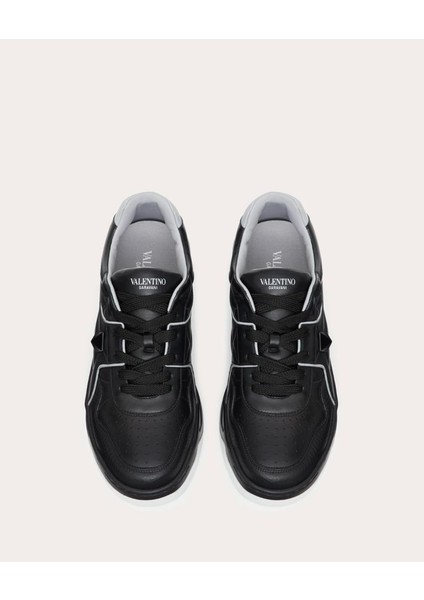 One Stud Low - Top Nappa Sneaker fırsatları