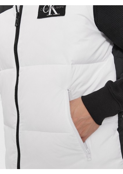 Erkek Marka Logo Detaylı Baskılı Regular Fit Kısa Kollu Beyaz Yelek J30J324665-YAF