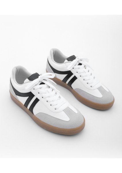 Kadın Sneaker Bağcıklı Düz Taban Spor Ayakkabı Tiyone Beyaz indirimleri