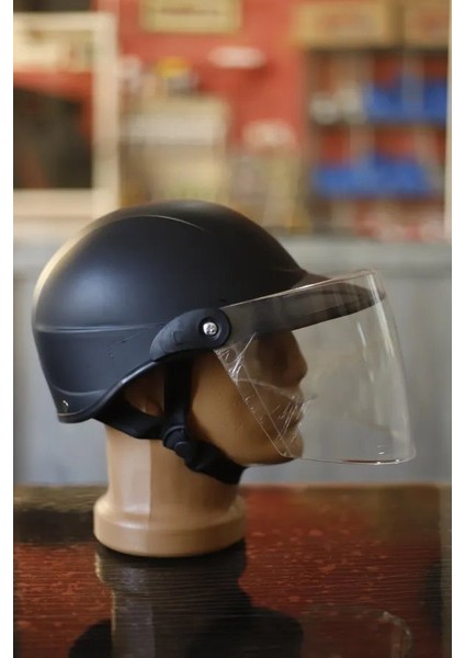 002 Brt Jokey Kaskı Camlı Siyah