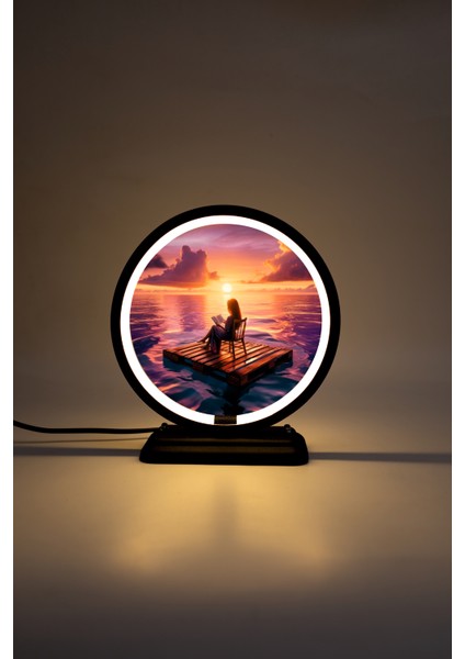 Kitap Temalı Dekoratif Masa Lambası