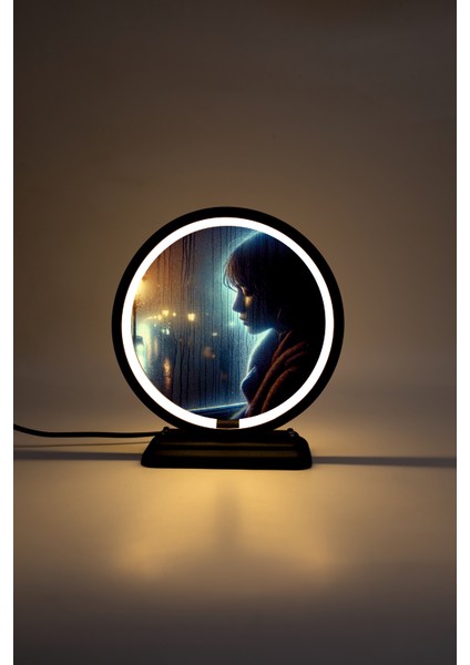 Kız ve Yağmur Temalı Dekoratif Masa Lambası