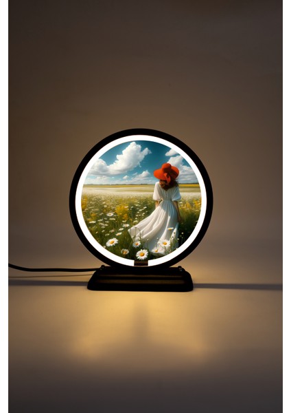 Papatya ve Kadın Temalı Dekoratif Masa Lambası