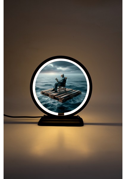 Kitap Temalı Dekoratif Masa Lambası