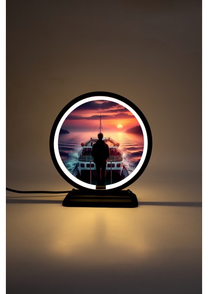 Tekne Temalı Dekoratif Masa Lambası