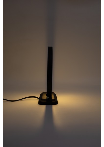 Kardan Adam Temalı Dekoratif Masa Lambası indirimleri