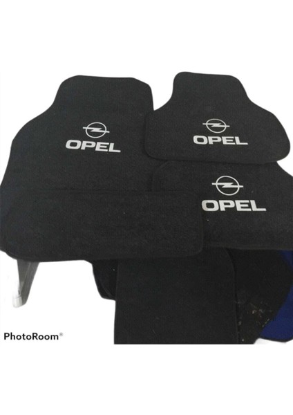 Opel Corsa Logolu Siyah Halı Paspas