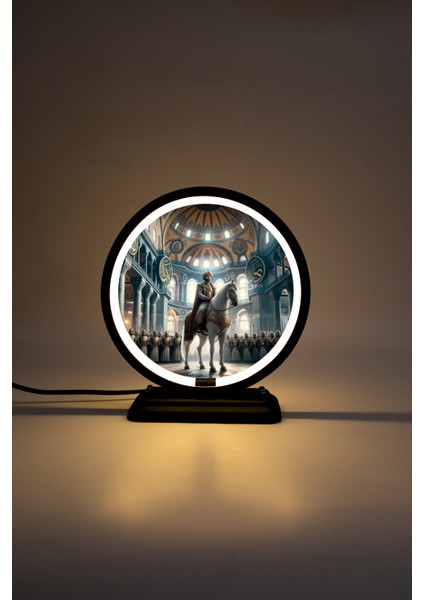 Padişah Temalı Dekoratif Masa Lambası