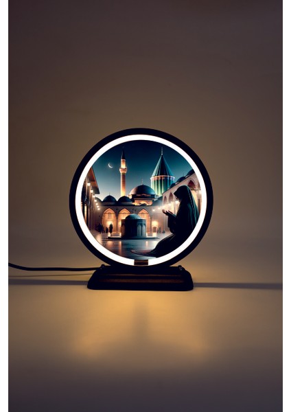 Dua ve Kadın Temalı Dekoratif Masa Lambası