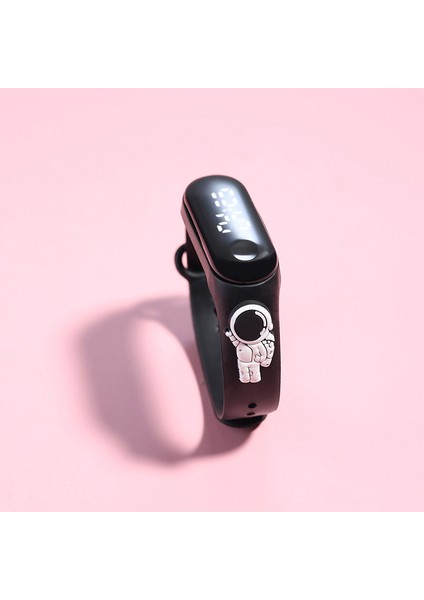 Elektronik WATCH17 Saf Renk Mickey Moda Renkli Elektronik Saat Örümcek Adam Su Geçirmez Akıllı Dokunmatik Ekran Izle Gelişmiş Çocuk Tatil Hediyesi (Yurt Dışından)