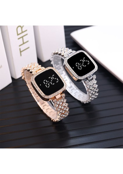 Siyah Moda Alaşım Zarif LED Saatler Beyaz LED Ekranlar Bileklik Dijital Plastik Bayanlar Için Benzersiz Kadınlar Kare Fly 9mm 8 Ay 20CM 34G (Yurt Dışından) fırsatları