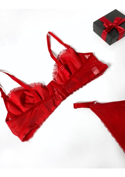 Çiçek Işlemeli Sütyen Takım fırsatları