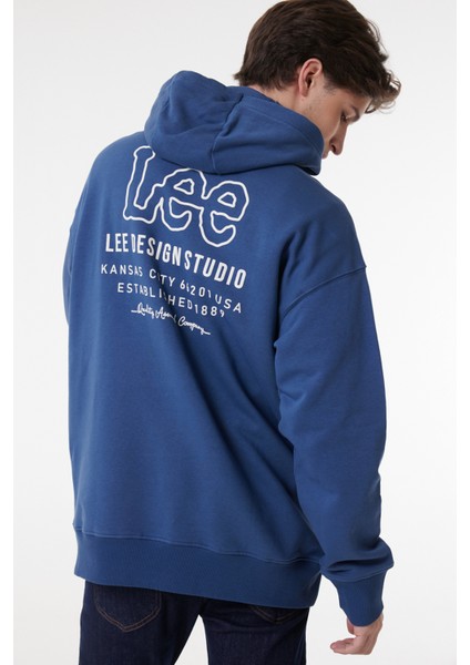 Loose Fit Rahat Kesim Içi Polarlı Sırt Baskılı Sweatshirt