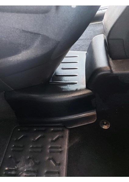 Peugeot Partner Halı Koruma Kapağı Kapı Eşiği Plastiği 2009 2018 fiyatları