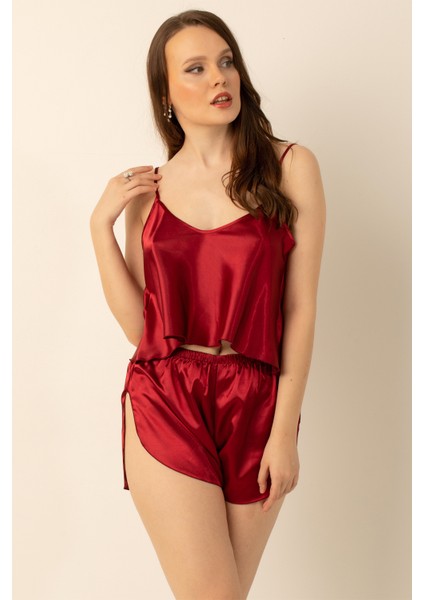 Saten Yırtmaçlı Ince Askılı Şortlu Takım modelleri