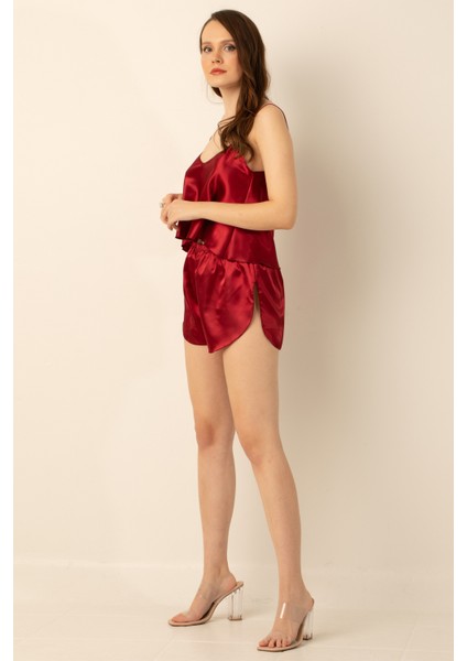 Saten Yırtmaçlı Ince Askılı Şortlu Takım indirimleri