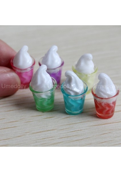 5 Adet H Tarzı Sevimli Ale Minyatür Dollhouse Dondurma Modeli Mini Dondurma Simülasyon Barbies Için Gıda Blyth Doll Mutfak Oyuncak Aksesuarları (Yurt Dışından)