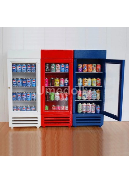 1 Takım Kola Tarzı Ahşap 1:12 Sevimli Mını Dollhouse Minyatür Buzdolabı Oyun Bebek Maması Içecek Oyuncak Mağazası Ev Dekorasyon Mobilya Aksesuarları (Yurt Dışından)