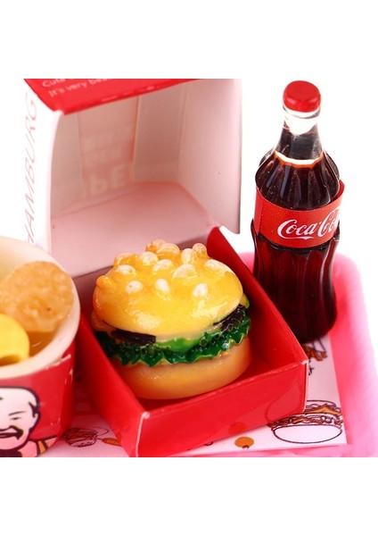 D Stili M Minyatür Dollhouse Hamburger Kola Fincan Blyth Barbies Için Fast Food Bebek Evi Oyun Mutfak Dondurma Aksesuarları Oyuncak (Yurt Dışından) modelleri