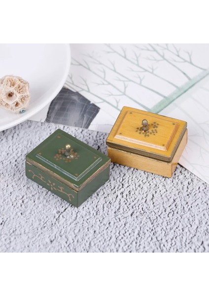 B Tarzı 1:12 Minyatür Vintage Kapaklı Dikiş Kutusu Winered Dollhouse Dekorasyon Aksesuarları En Iyi Satış (Yurt Dışından) fırsatları