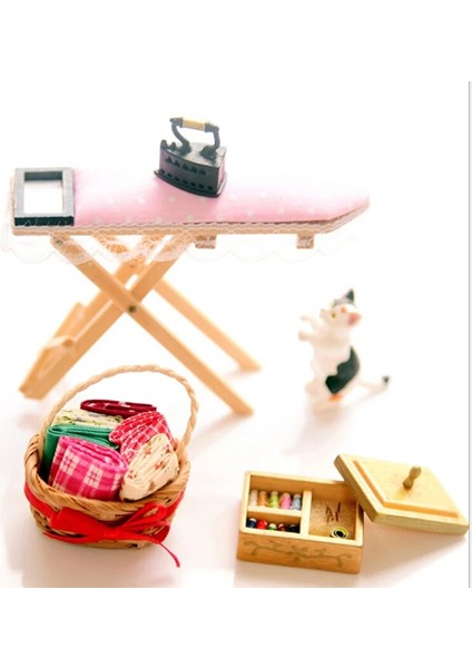 No.5 Tarzı Ölçekli Ewing Makinesi Ütü Masası Simülasyon Ev Mobilyaları Kız Bebek Evi Dekorasyonu Dollhouse Minyatür Aksesuarları (Yurt Dışından) fırsatları