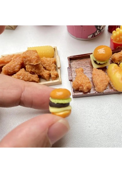 Stil 10 Stil Yeni Mini Bebek Evi Tam Varil Burger Kola Fincan Blyth Barbie Bebek Evi Fast Food Oyunu Oyunu Mutfak Aksesuarları Oyuncak (Yurt Dışından) indirimleri
