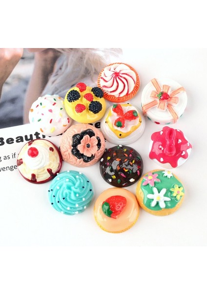 10 Adet Stili Karıştırın Et Sevimli Mini Şeker Çörek Bebek Maması Dollhouse Aksesuarları Oyna Pretend Minyatür Ev Zanaat Dekor Kek Çocuklar Mutfak Oyuncaklar (Yurt Dışından)