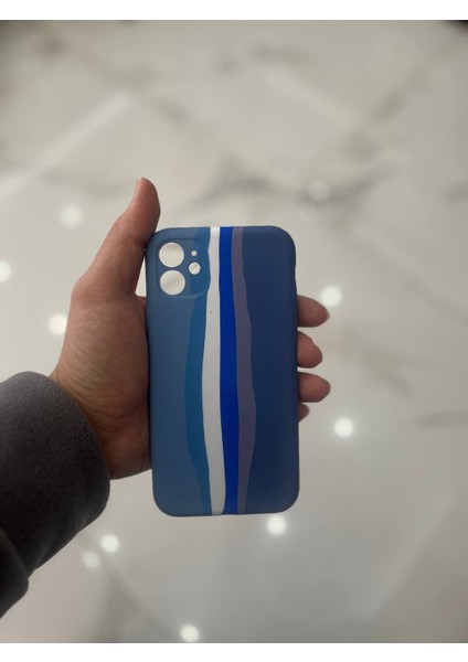 iPhone 11 Uyumlu Rainbow Renkli Şeritli Lansman Silikon Darbe Emici Telefon Kılıfı