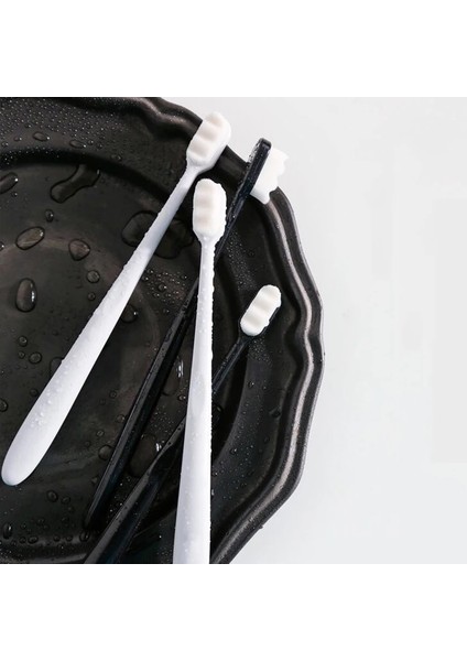 1 Adet Siyah Bir Stil Süper Yumuşak Ultra Tortable Diş Fırçası Çevre Dostu Dış Mekan Seyahat Kullanımı Ağız Bakımı Fırçası Ağız Temizleme Araçları (Yurt Dışından) fiyatları