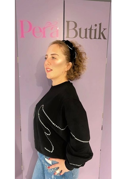 Siyah Zımba Detay Sweat fırsatları