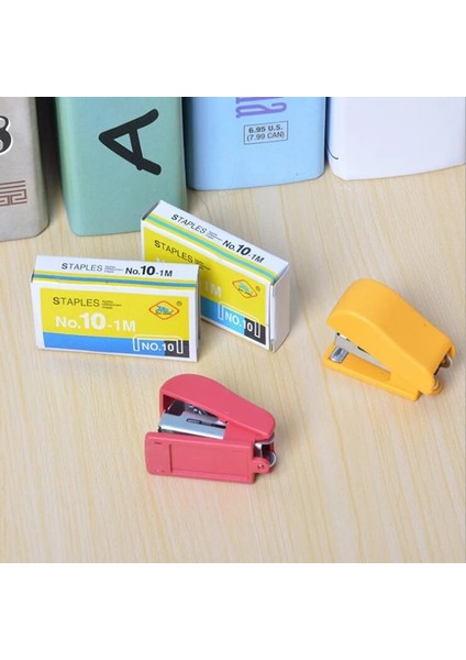 1 Adet Mini Zımba Seti 1 Taşınabilir Küçük Hediye Zımba Çocuk Öğrenciler Sevimli Kırtasiye Hediyeler Ofis Malzemeleri (Rastgele Renkler) (Yurt Dışından) modelleri