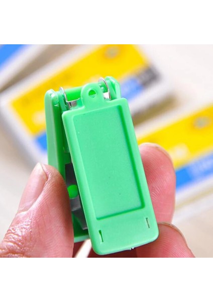 1 Adet Süper Kawaii Mini Küçük Zımba Faydalı Mini Zımba Zımba Seti Ofis Ciltleme Kırtasiye Renk Rastgele (Yurt Dışından) fırsatları