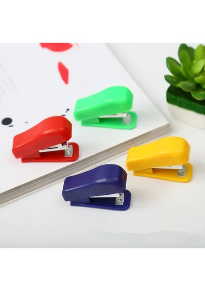 1 Adet Rastgele Stil 1 Adet Süper Kawaii Mini Küçük Zımba Kullanışlı Mini Zımba Zımba Seti Ofis Ciltleme Kırtasiye (Yurt Dışından) fırsatları