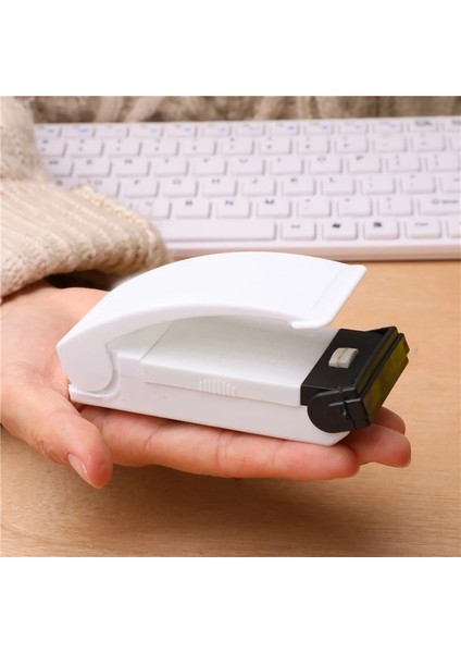 Beyaz Stil Taşınabilir Çok Fonksiyonlu Mini Kapama Makinesi Isı Mühürleyen Ambalaj Kapama Makinesi Isı Mühürleyen El Aleti Ev (Yurt Dışından) fırsatları