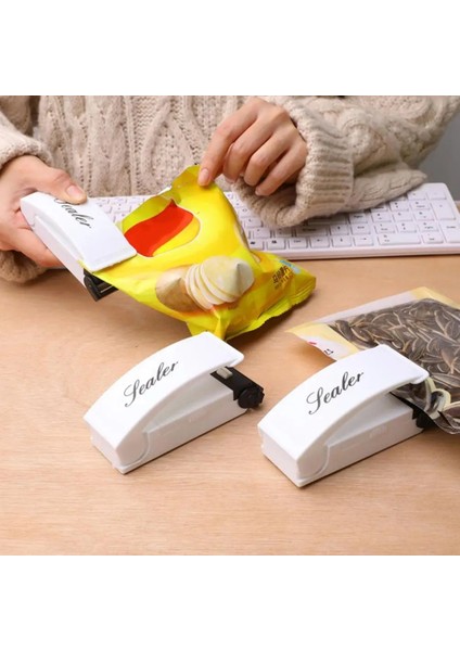 Beyaz Stil Elektrikli El Basın Gıda Mühürleyen Plastik Torba Mini Pratik Ev Isı Mühürleyen Paketleme Makinesi, Manyetik Tabanlı Kullanışlı Mühür (Yurt Dışından)