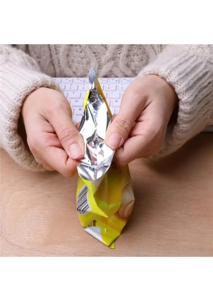 Beyaz Stil Elektrikli El Basın Gıda Mühürleyen Plastik Torba Mini Pratik Ev Isı Mühürleyen Paketleme Makinesi, Manyetik Tabanlı Kullanışlı Mühür (Yurt Dışından)