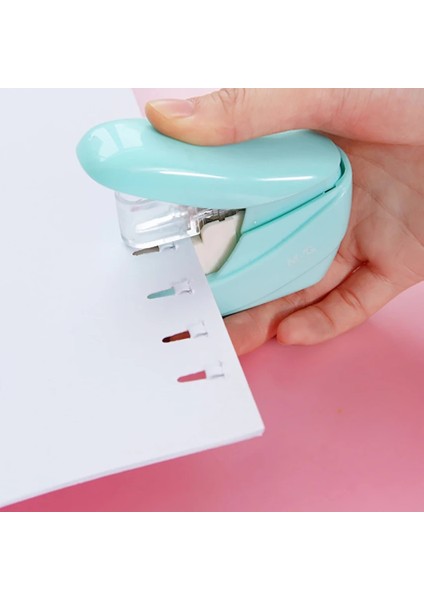 Pembe Tarzı Öğrenciler Kırtasiye Çivisiz Zımba Zımbasız Güvenli Zımbalar Kağıt Ciltleme Için Kapasite Ofis Malzemeleri Zımbalama Aracı (Yurt Dışından)