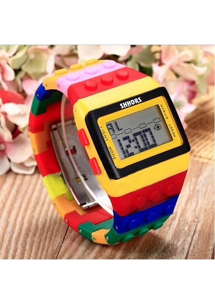 12 Erkek Kadın Dijital Saat Lüks Moda Rahat Unisex Renkli Spor Dijital Bilek Izle Hediye (Yurt Dışından) indirimleri