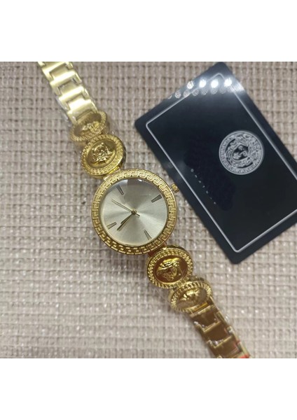 #1fan Seti Bilezik Beyaz Yüz Kuvars Izle 2024 Son Tasarım Popüler Yüksek Kalite Beyaz Siyah Yeşil Kuvars Akıllı Paslanmaz Çelik Disk Saat Kız Için Set (Yurt Dışından)