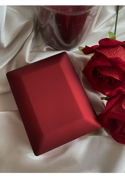 Yüksek Kalite Işıklı Kırmızı Kolye Kutusu modelleri