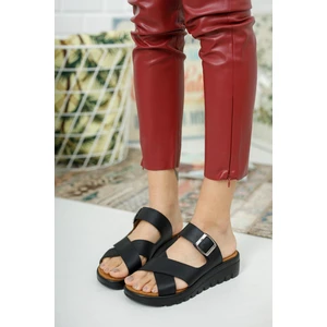 Freya Çapraz Toka Detaylı Casual Terlik