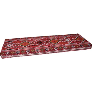 Bolvadin Şark Köşesi MND307-401 Şark Köşesi Kırmızı Halı Desenli Minder 140X60X10 cm