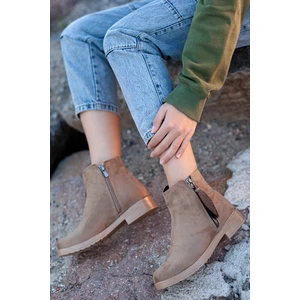 D2005 Günlük Kadın Bot