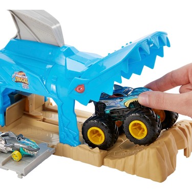 Hot Wheels Monster Trucks Fırlatıcılı Shark Wreak Oyun Seti Fiyatı